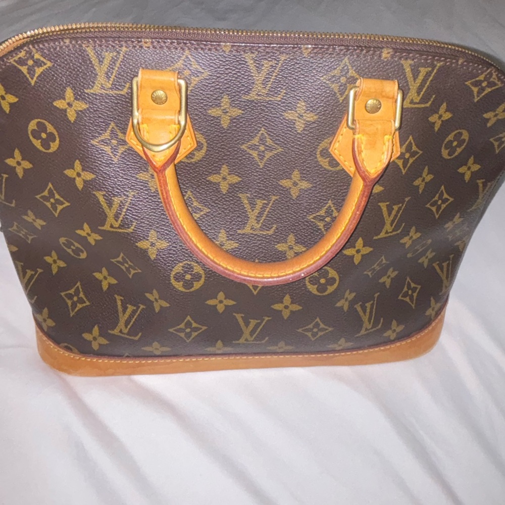 $1960 LV Monogram Alma